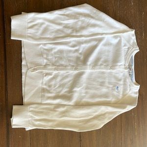 Worn twice, white Vineyard Vines cardigan. Xl/16